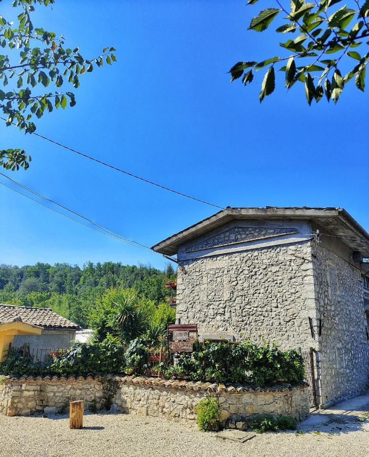 Bed and Breakfast Casale Dei Ricordi Arce Exteriér fotografie